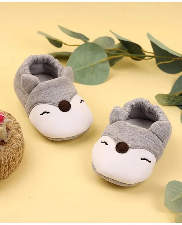 Grey Foxy Crawls Elastic Baby Booties