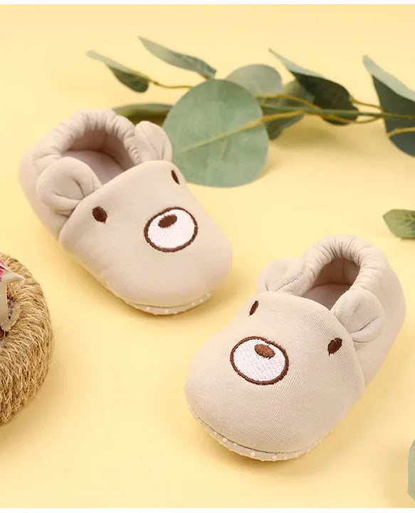Creamy Bear Elastic Baby Booties