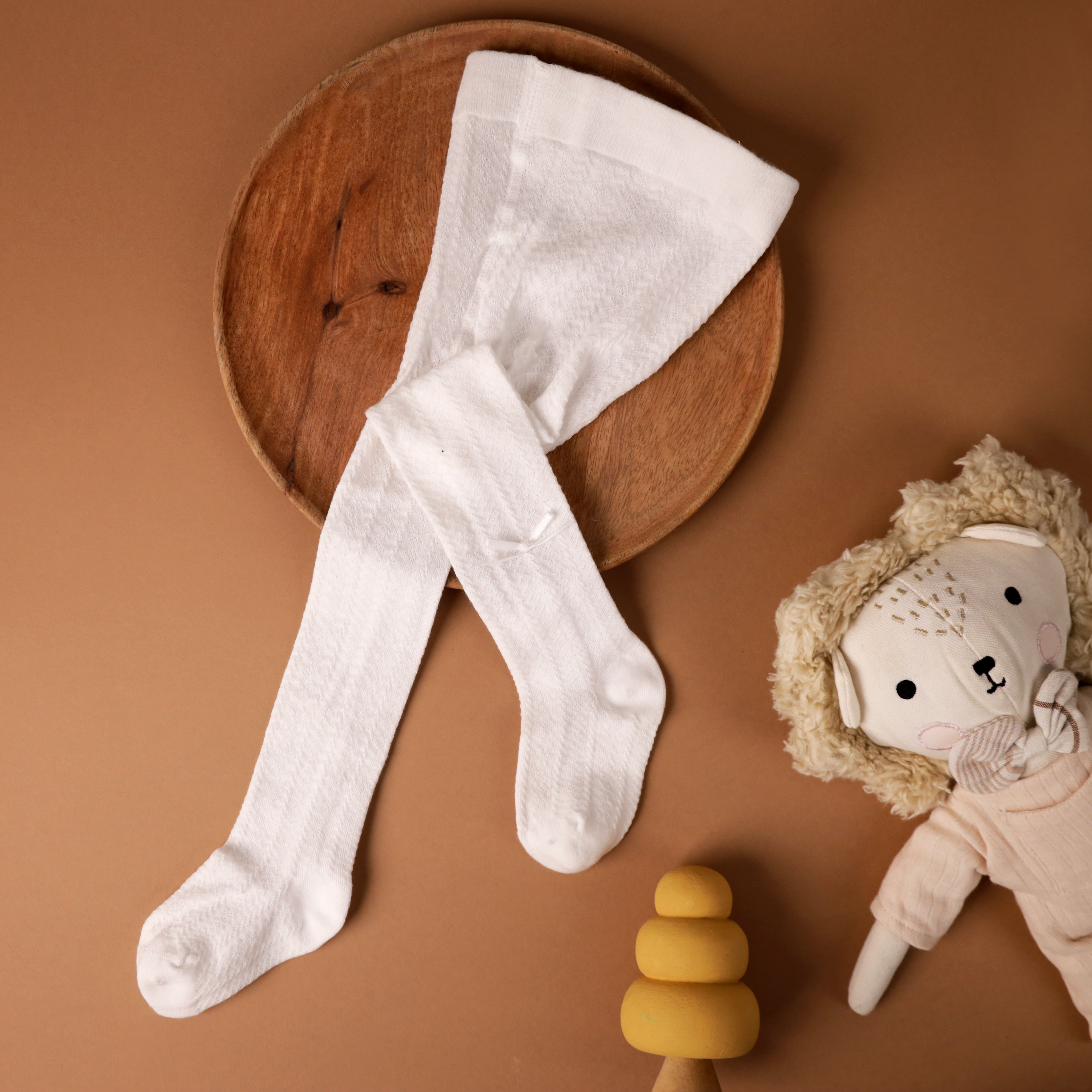 Cloud Hug Bow Stocking White