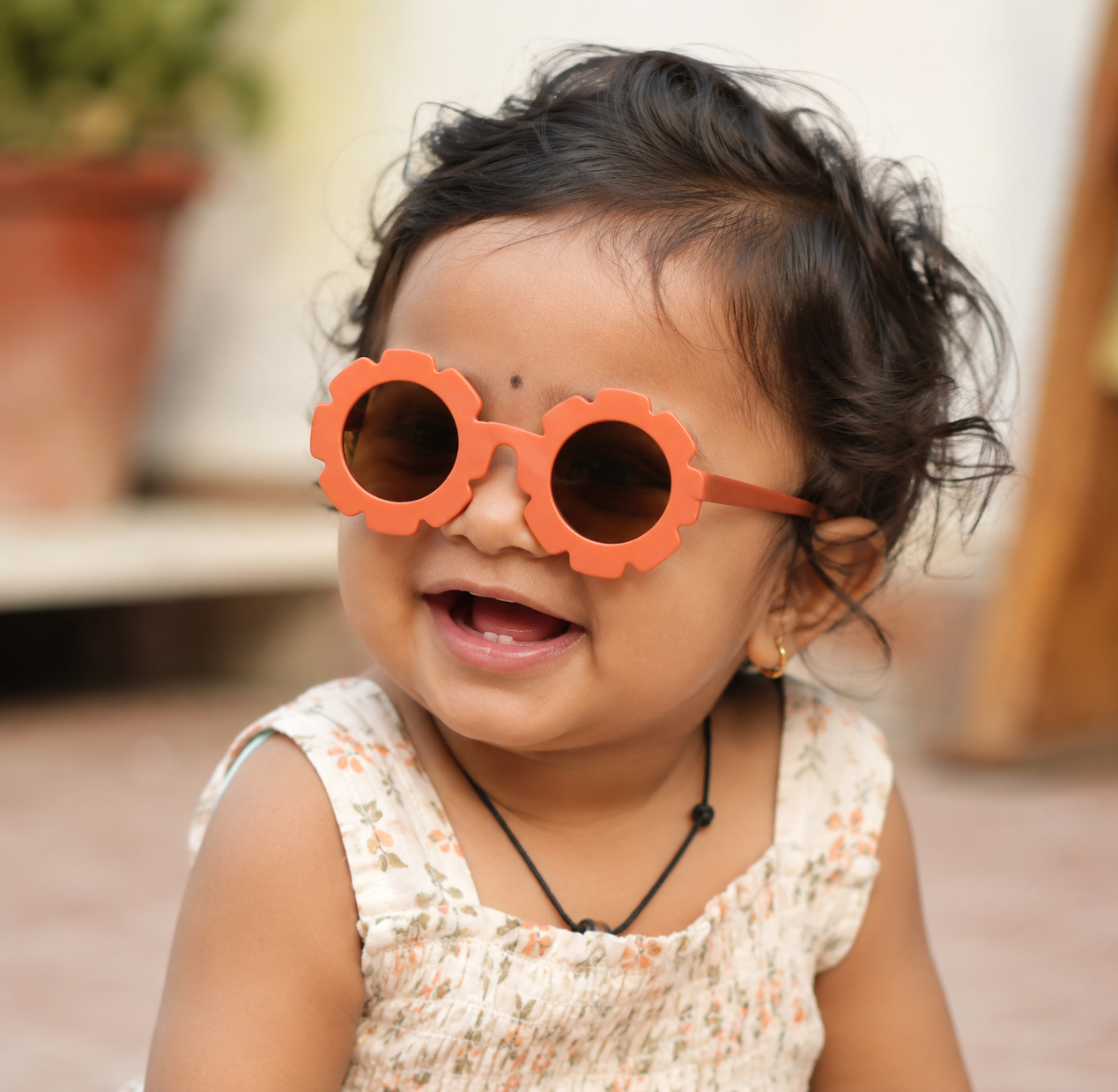 Petal Pops Sunglasses - Rust