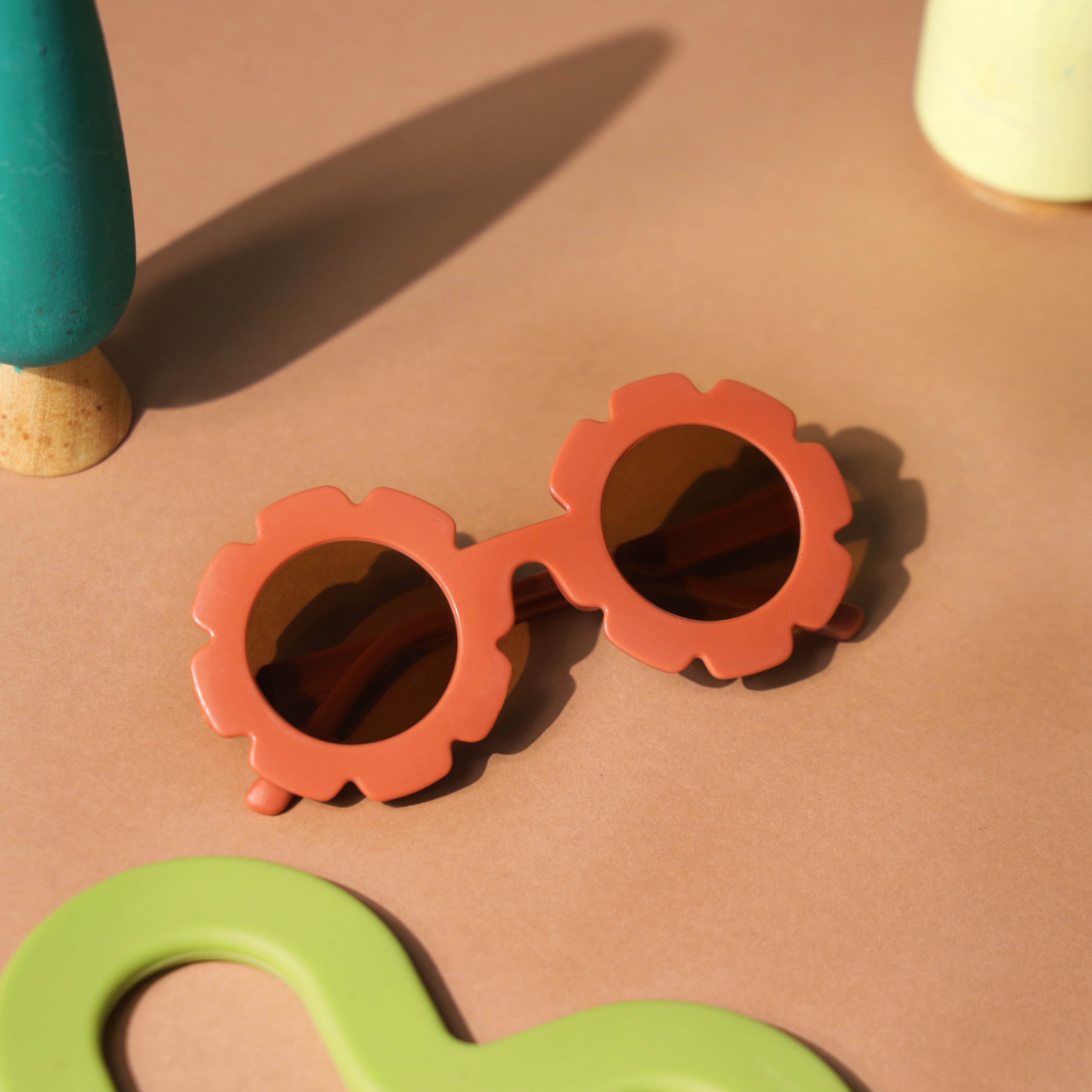 Petal Pops Sunglasses - Rust