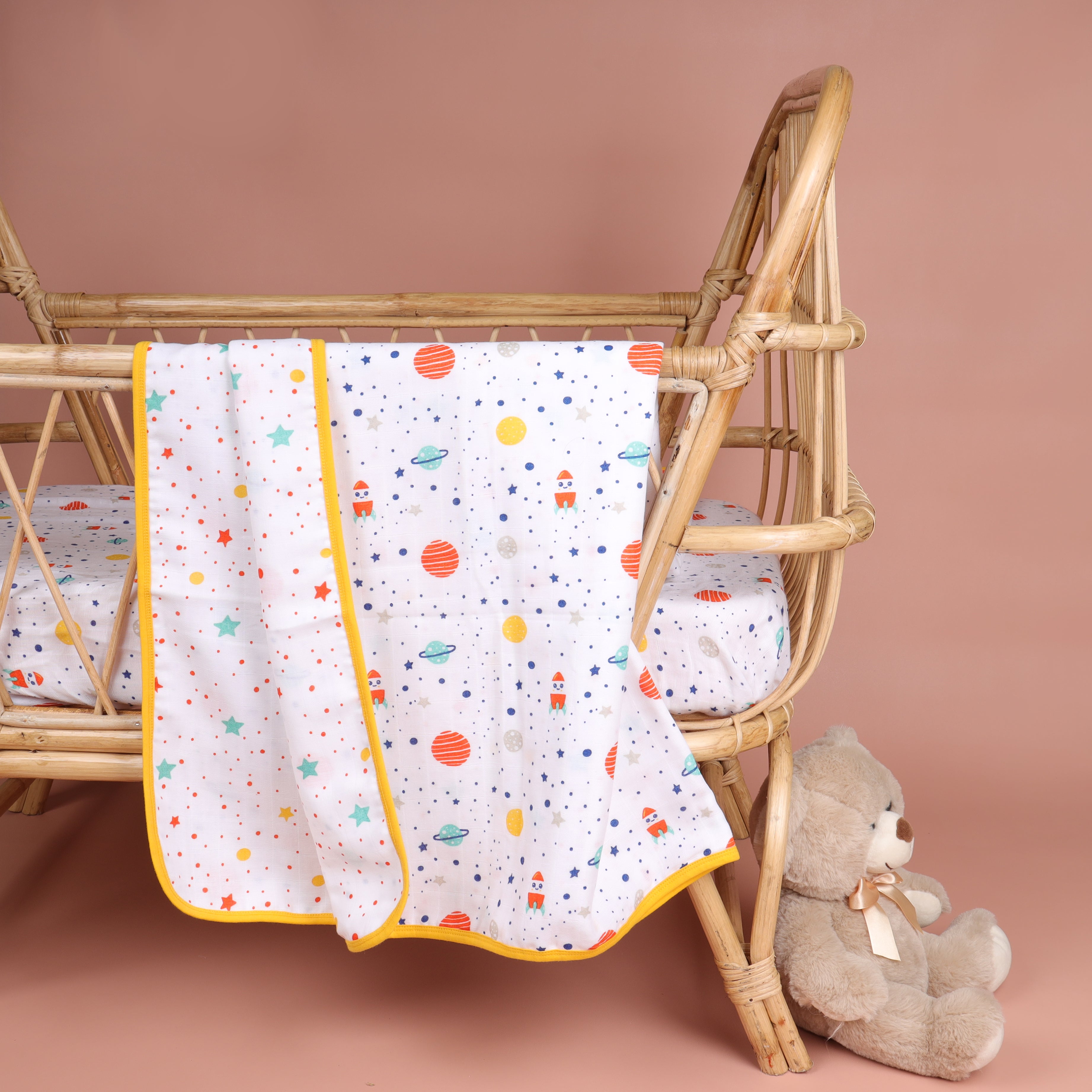 Space Explorer Organic Reversible Blanket